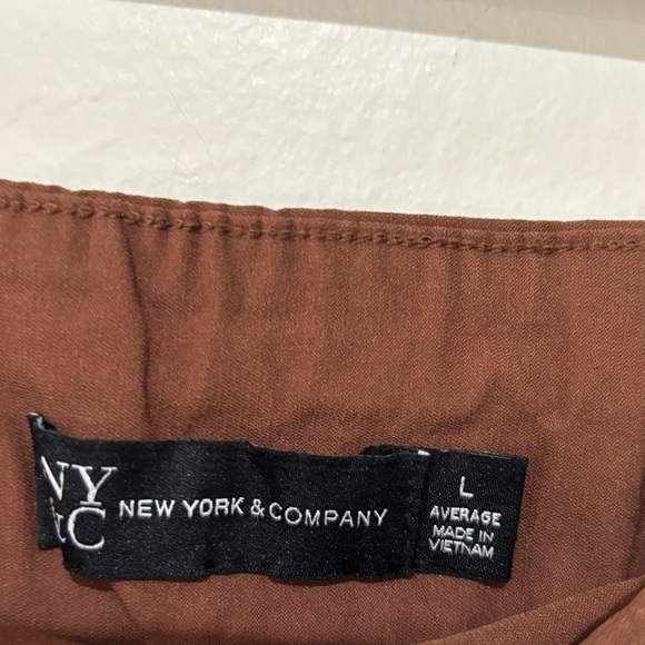 New York & Company Pull- On pants Brown - Picture 5 of 8